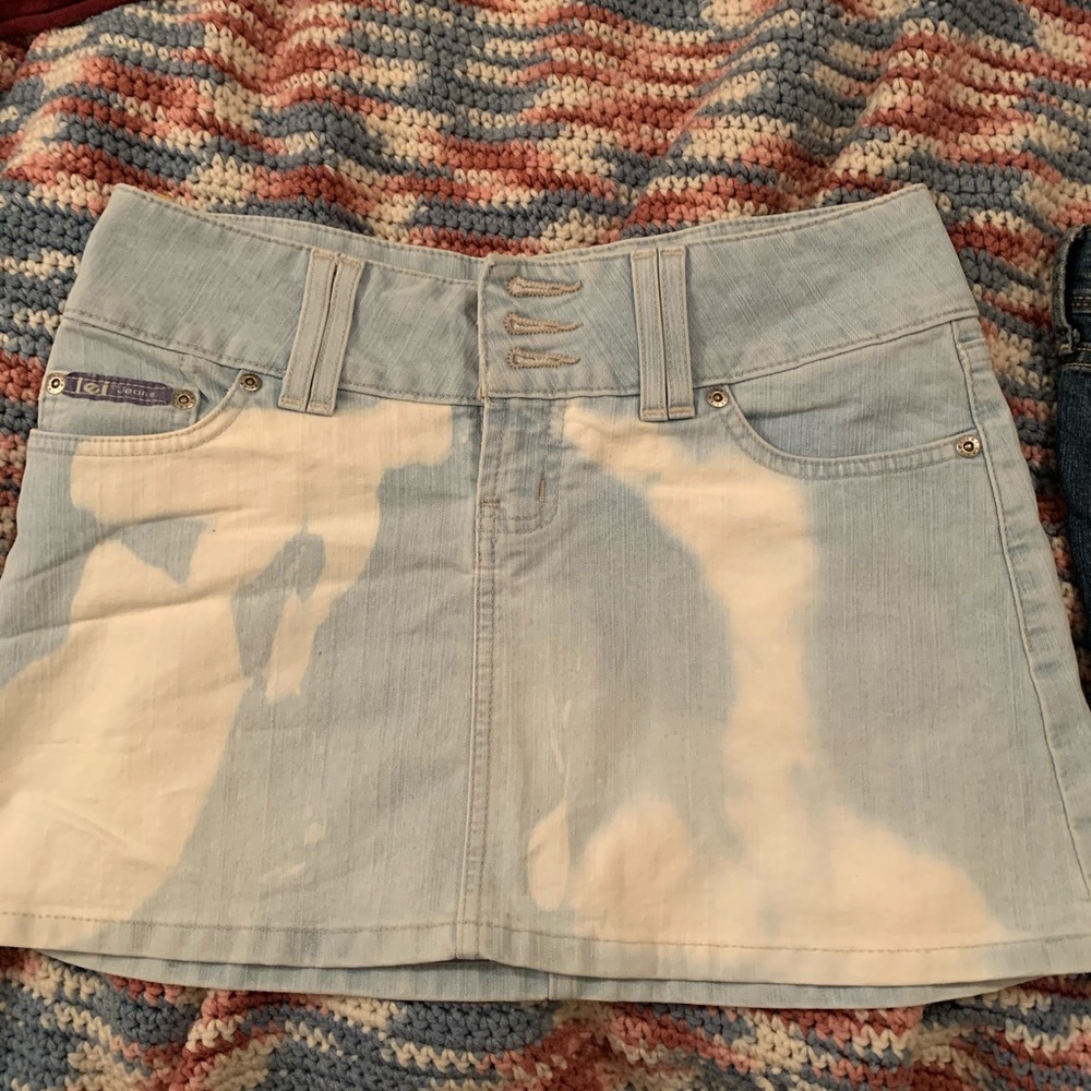 Denim skirt